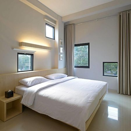Arjuna Kota Batu Batu  Bagian luar foto